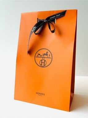 Luxury Hermès Classic Orange Presentation Tote with & Ribbon